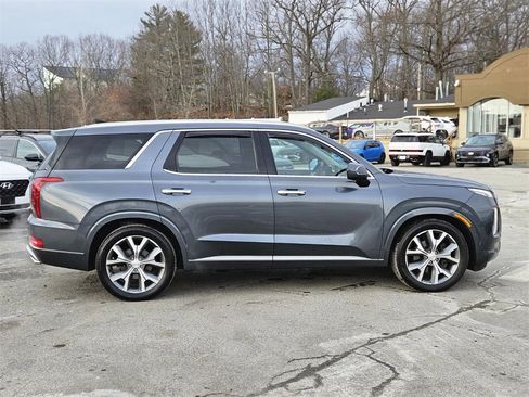 Used 2021 Hyundai Palisade Limited image 6