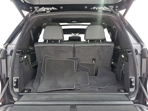 Certified 2026 BMW X7 xDrive40i w/ Executive Package image 28