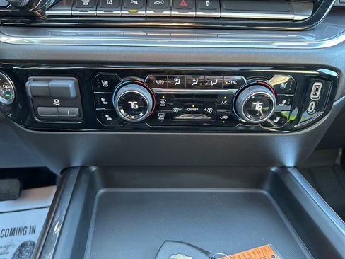 Used 2024 Chevrolet Silverado 3500 High Country w/ High Country Premium Package image 21