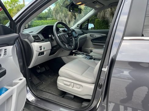 Used 2022 Honda Pilot EX-L image 11