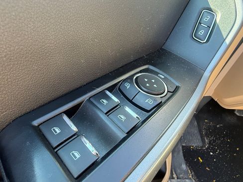 Used 2024 Ford F350 XLT image 11
