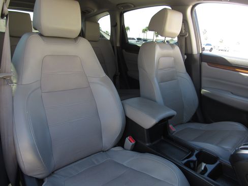 Used 2017 Honda CR-V EX-L image 11