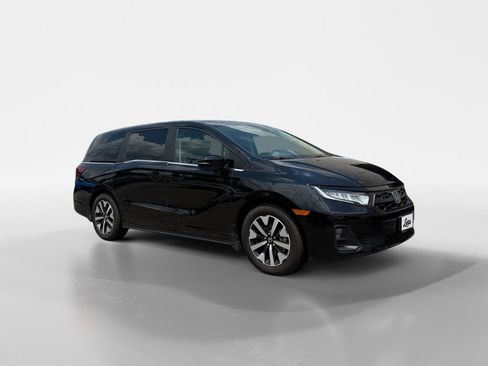 Certified 2025 Honda Odyssey EX-L image 2