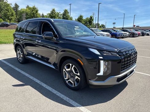 Used 2025 Hyundai Palisade SEL FWD image 7