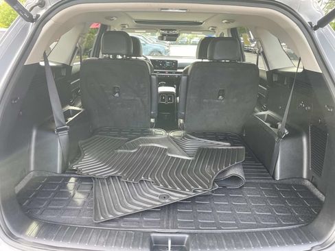 Used 2025 Kia Sorento SX AWD/4WD image 7