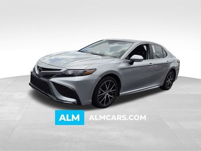 Used 2022 Toyota Camry SE w/ Convenience Package