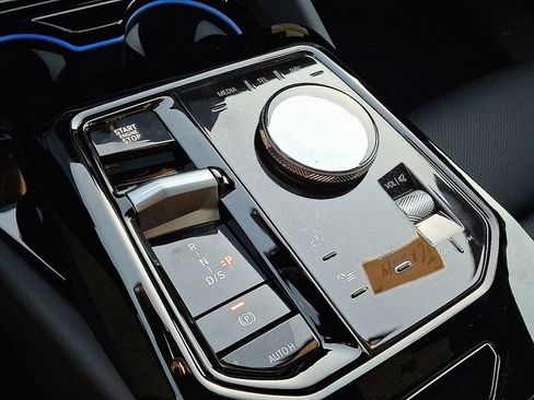 New 2026 BMW 530i xDrive 530i xDrive image 17