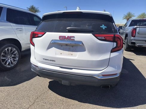 Used 2018 GMC Terrain SLT w/ Preferred Package image 4