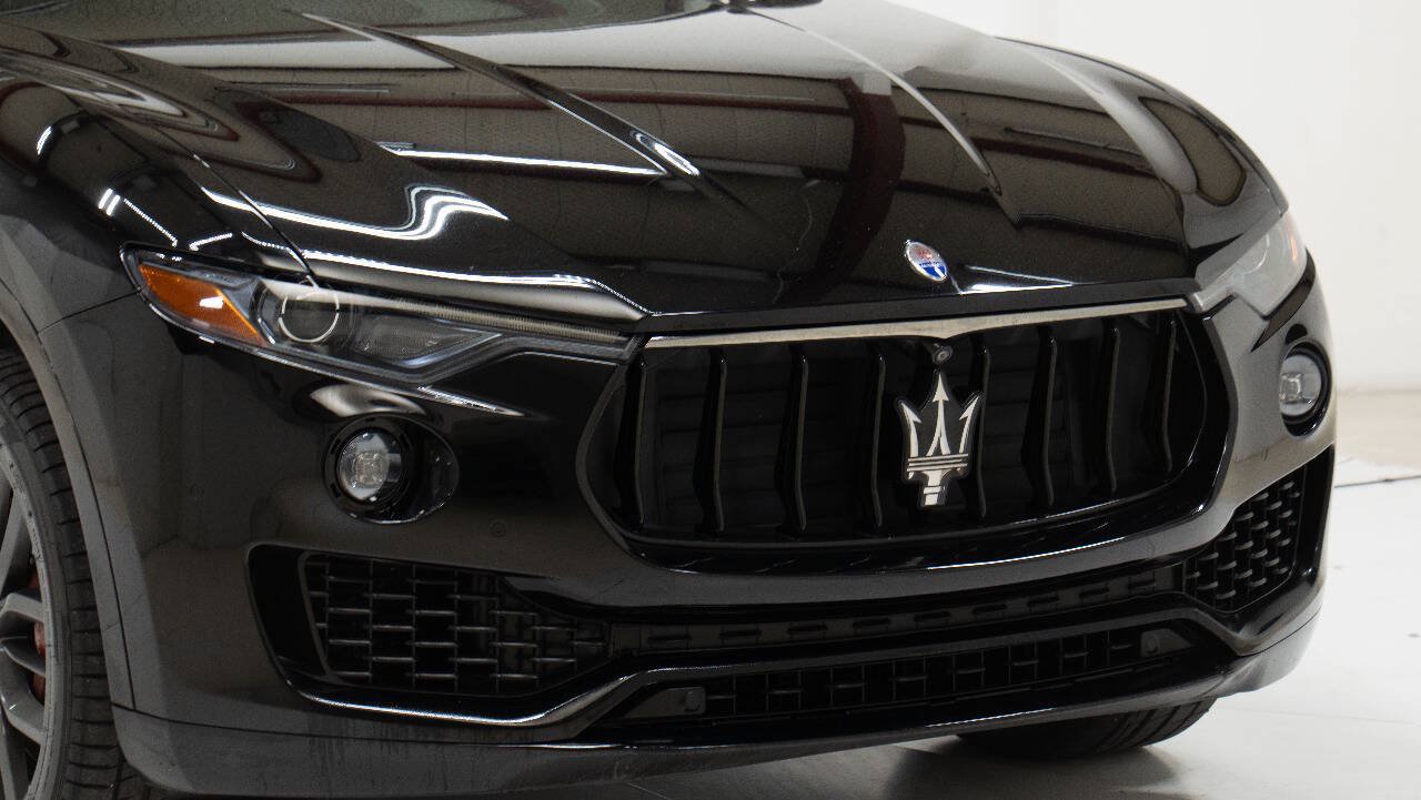 Used 2018 Maserati Levante S GranSport AWD/4WD image 9