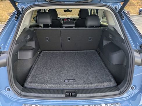 New 2026 Volkswagen Tiguan SE image 13