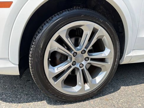 Used 2018 Audi Q3 2.0T Premium w/ Convenience Package AWD/4WD image 11