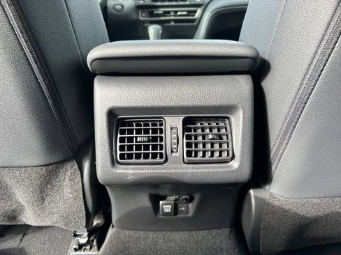 New 2025 Toyota Camry SE w/ Convenience Package image 12