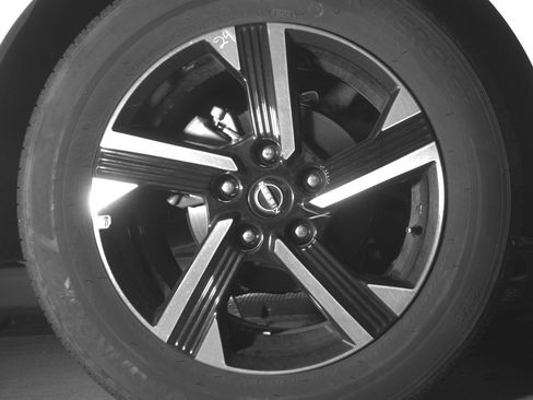Used 2025 Nissan Sentra SV FWD image 15