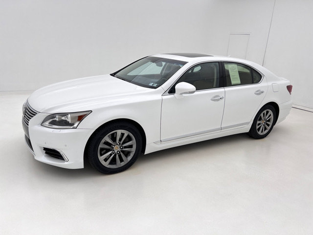 Used 2013 Lexus LS 460 AWD w/ Comfort Pkg image 5