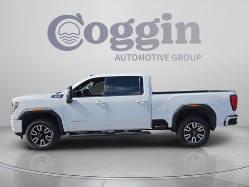 Certified 2022 GMC Sierra 2500 AT4 w/ Gooseneck/5TH Wheel Package AWD/4WD image 2