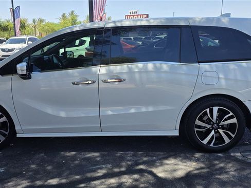 Used 2020 Honda Odyssey Elite image 7