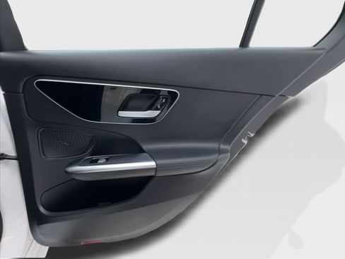 Used 2024 Mercedes-Benz C 300 Sedan image 27