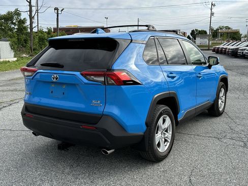 Used 2019 Toyota RAV4 XLE w/ Convenience Package AWD/4WD image 8