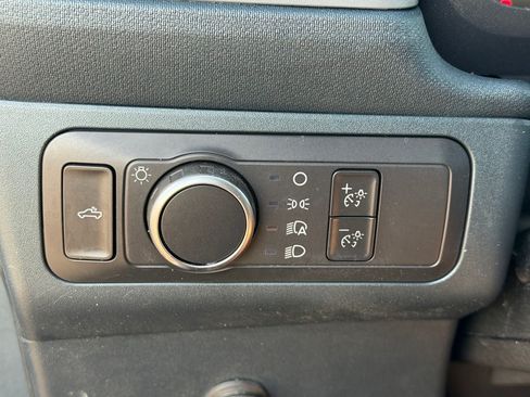 Used 2022 Ford Maverick XL FWD image 18