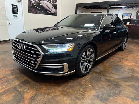 Used 2019 Audi A8 L 4.0T image 6