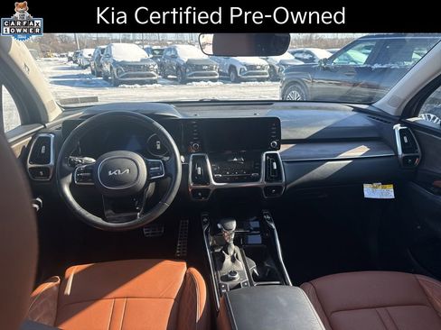 Certified 2023 Kia Sorento SX Prestige image 10