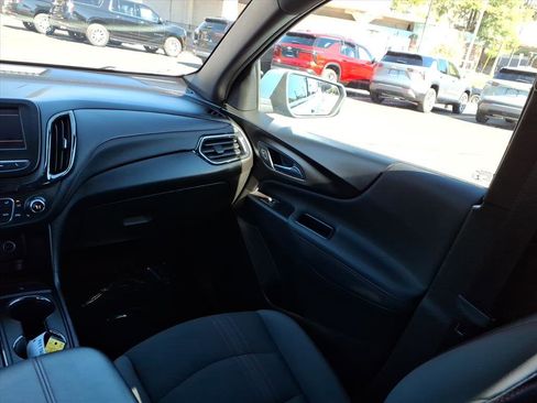 Used 2022 Chevrolet Equinox RS image 14
