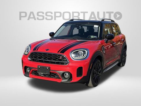 Used 2022 MINI Cooper Countryman S image 1