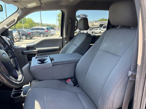 Used 2016 Ford F150 XLT w/ Equipment Group 302A Luxury AWD/4WD image 18