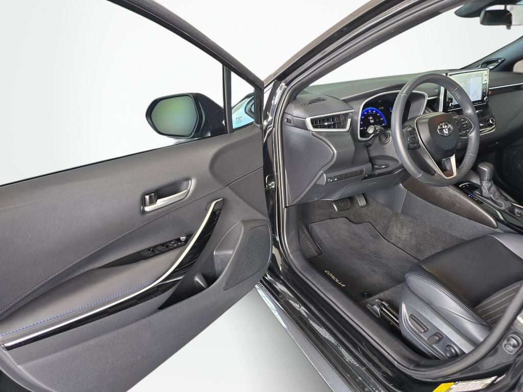 Certified 2020 Toyota Corolla XSE w/ Carpet Mat Package (TMS) FWD image 31