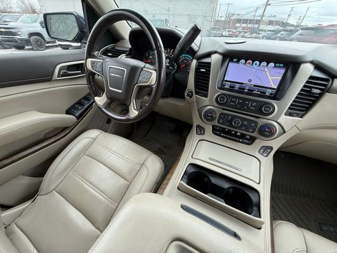 Used 2018 GMC Yukon Denali w/ Open Road Package AWD/4WD image 3