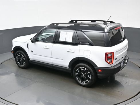 Used 2023 Ford Bronco Sport Outer Banks w/ Tech Package AWD/4WD image 37