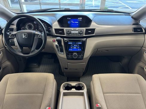 Used 2016 Honda Odyssey EX image 19
