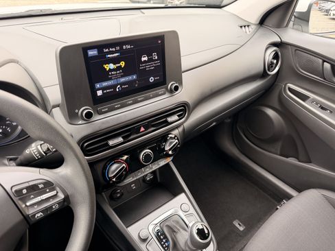 Used 2023 Hyundai Kona SEL AWD/4WD image 16