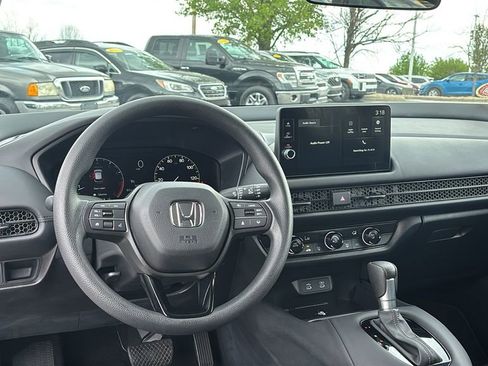 Certified 2026 Honda HR-V LX image 13