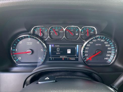 Used 2018 Chevrolet Tahoe LT RWD image 26