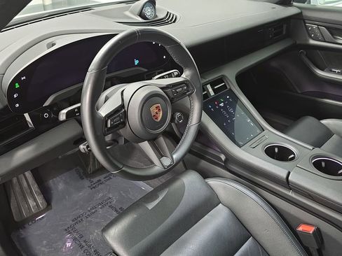 Certified 2023 Porsche Taycan w/ Premium Package RWD image 4