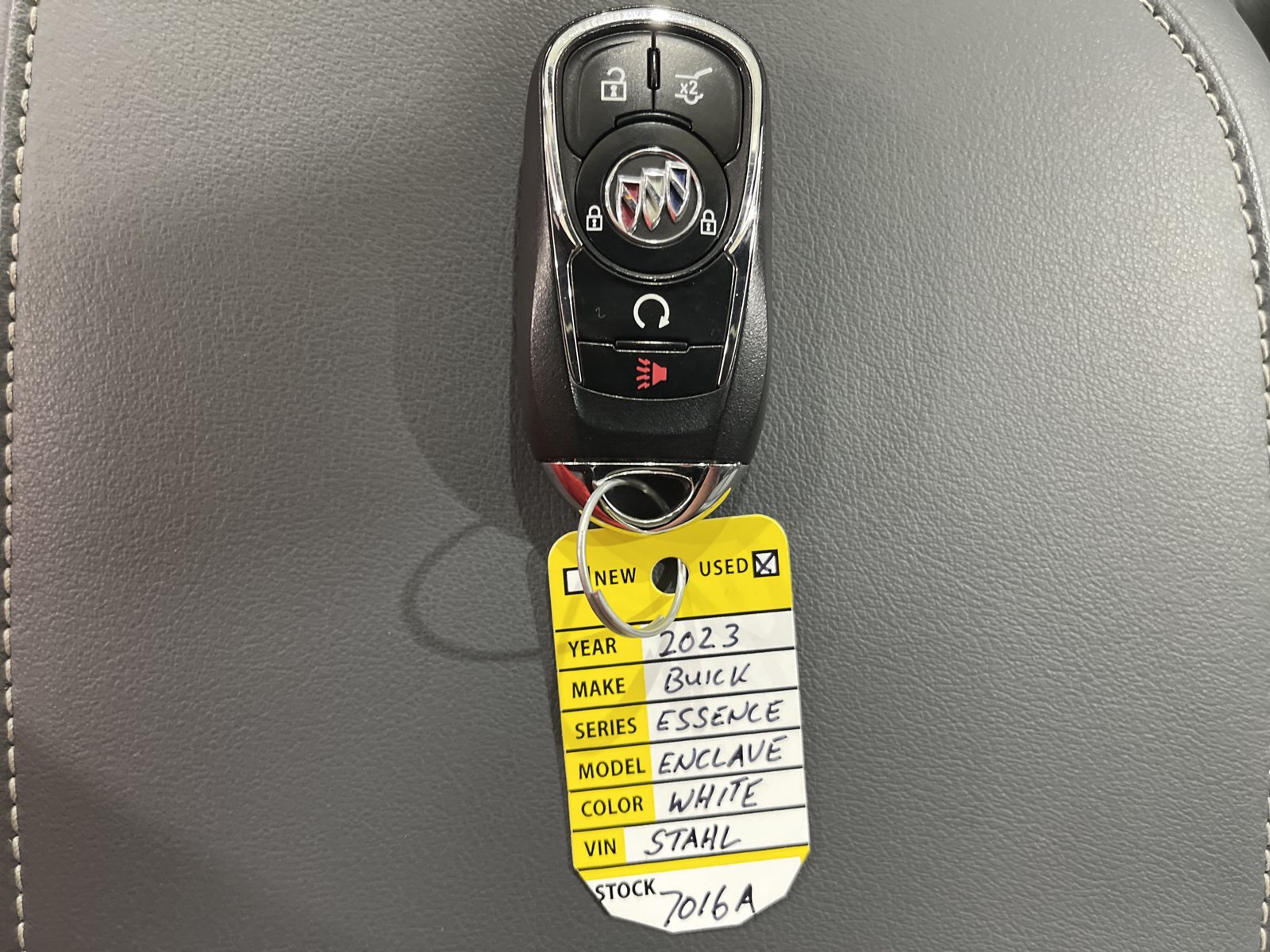 Used 2023 Buick Enclave Essence w/ Experience Buick Package AWD/4WD image 26