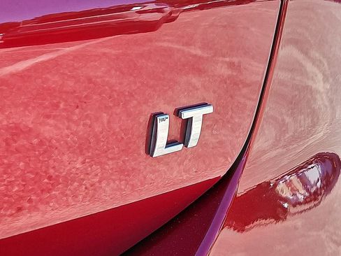 Certified 2024 Chevrolet Equinox LT FWD image 32