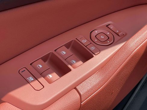 New 2026 Kia Sportage SX image 22