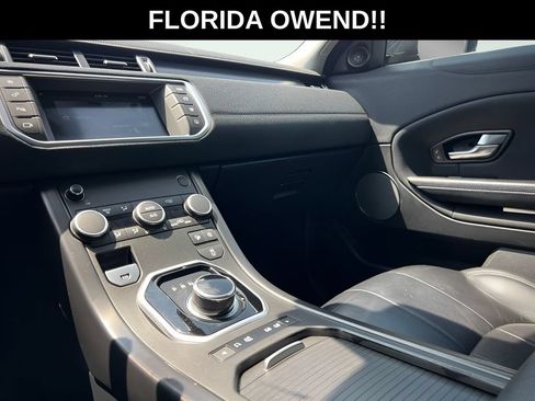 Used 2019 Land Rover Range Rover Evoque AWD/4WD image 39
