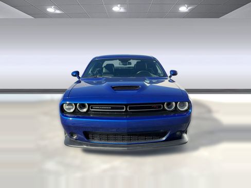 Used 2022 Dodge Challenger R/T w/ Plus Package image 5