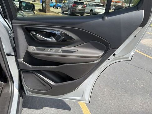 Certified 2022 GMC Terrain AT4 w/ Infotainment Package II AWD/4WD image 17