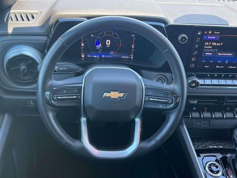 Used 2023 Chevrolet Colorado LT w/ LT Convenience Package II AWD/4WD image 15
