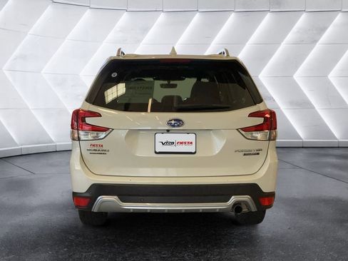 Used 2022 Subaru Forester Touring AWD/4WD image 5