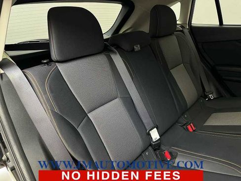 Used 2022 Subaru Crosstrek 2.0i Premium image 18