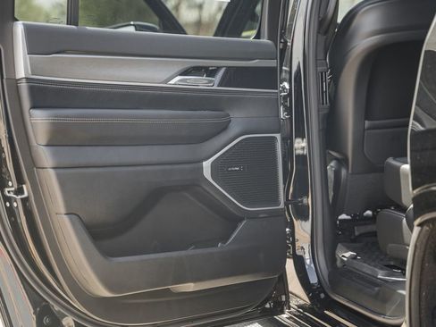 New 2026 Jeep Grand Wagoneer 4WD image 43