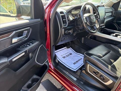 Used 2020 RAM 1500 Laramie AWD/4WD image 11