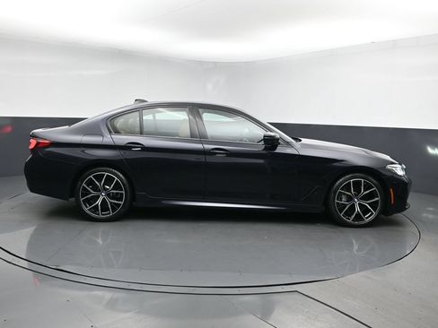 Used 2021 BMW 540i xDrive w/ M Sport Package AWD/4WD image 3