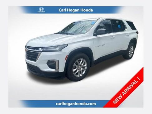 Used 2022 Chevrolet Traverse LS AWD/4WD image 1
