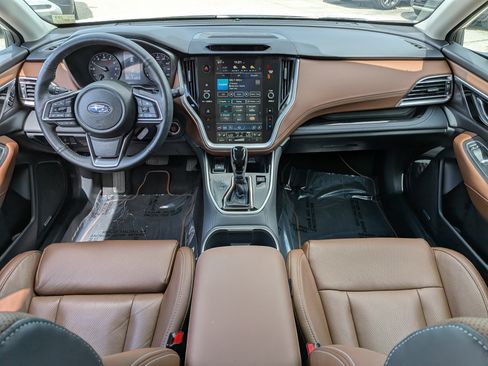 Certified 2025 Subaru Outback Touring XT AWD/4WD image 17